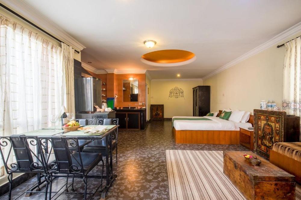 Bouddha Green Hotel Katmandu Dış mekan fotoğraf